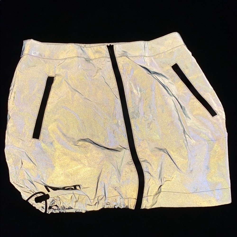 reflective skirt